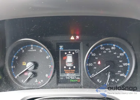 2018 Toyota Rav4 Xle из США, поврежденный, VIN JTMRFREV2JJ717123